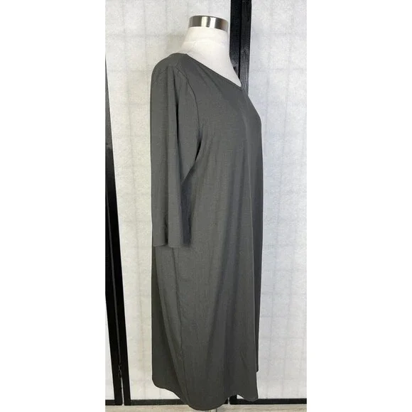 Eileen Fisher Bateau Neck Dress. Size: M